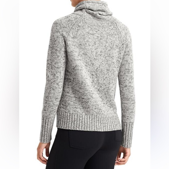 Athleta Traverse City merino wool cowl neck sweater in a marled gray color - Picture 3 of 12